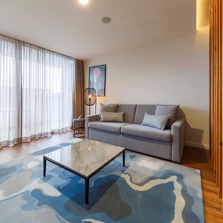 The Shipyard - Angra Angra do Heroísmo