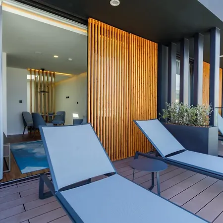 The Shipyard - Angra 4*