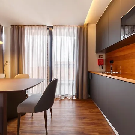 The Shipyard - Angra Апарт-отель