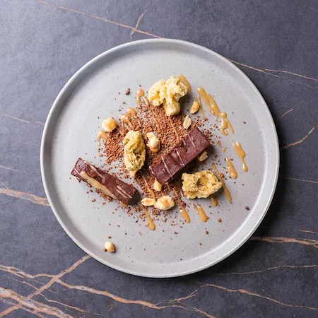 The Shipyard - Angra 4*