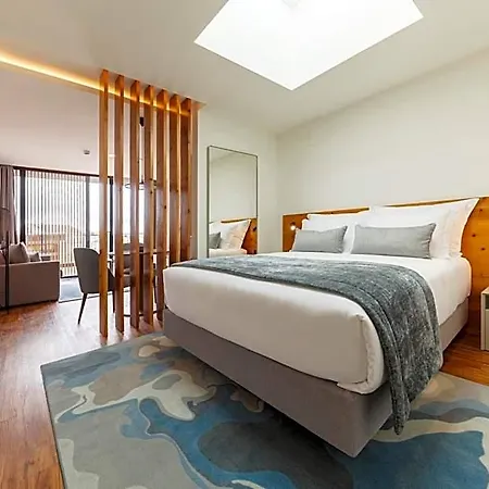 Aparthotel The Shipyard - Angra 4*