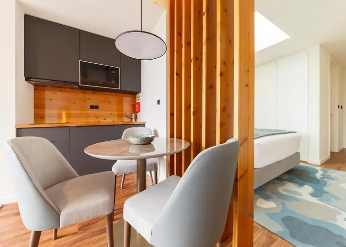 The Shipyard - Angra Hotel apartamentowy