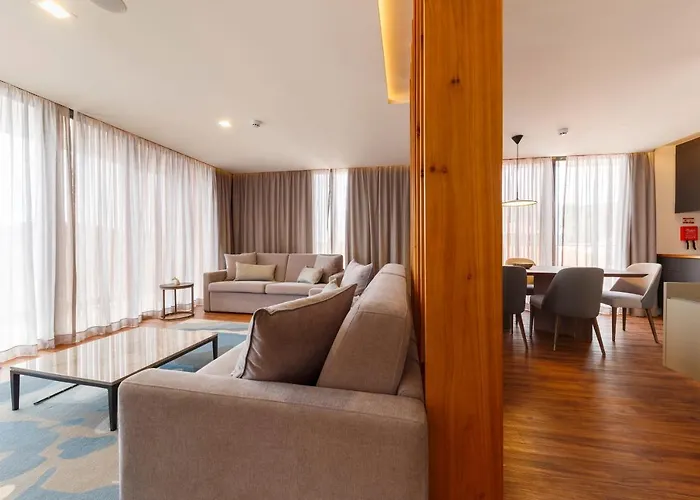 The Shipyard - Angra Angra do Heroismo