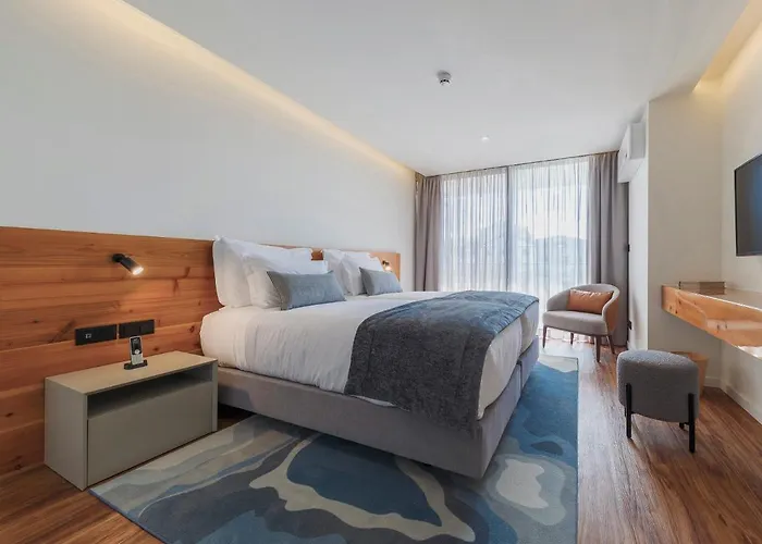 Lejlighedshotel The Shipyard - Angra Angra do Heroísmo