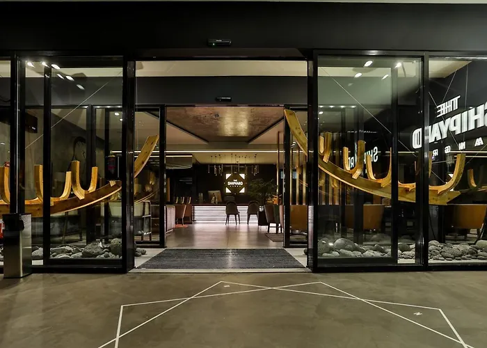 The Shipyard - Angra Aparthotel Angra do Heroismo