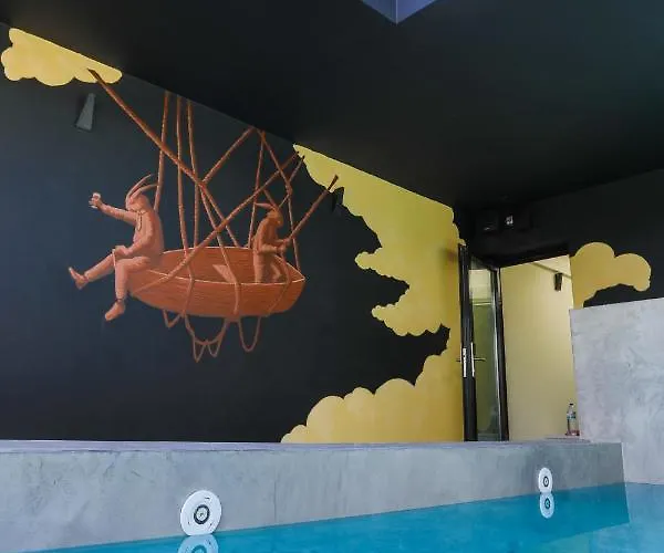 Aparthotel The Shipyard - Angra Angra do Heroismo